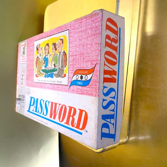 MILTON BRADLEY VINTAGE 1963 PASSWORD VOLUME 3 GAME #4260 FUN COLLECTABLE GAME - Picture 12 of 13